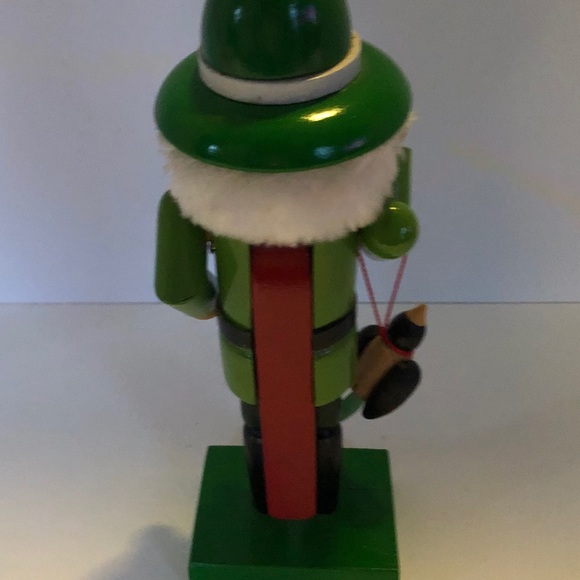 Nutcracker - Picture 4 of 6